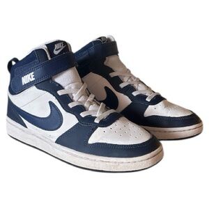 Nike Kids' Court Borough Mid 2- Little kids- Navy and White- size 3Y